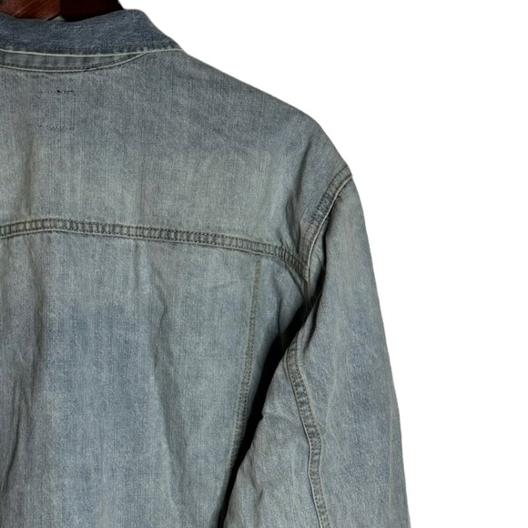 Gap Denim Jean Trucker Jacket Light Blue Wash Retro 1990s Broken In Extra Large - Picture 11 of 16